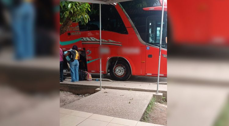 Atracan bus en la ruta San José del Guaviare – Villavicencio