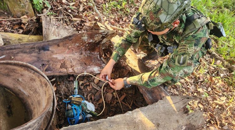 Destruyen artefactos explosivos en zona rural de Calamar, Guaviare
