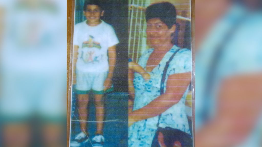 Un hombre busca a su mamá y hermano desde hace 20 años