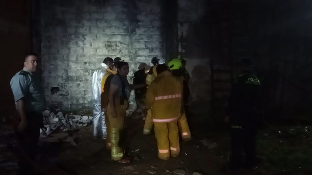 Alcalde destacó labor de bomberos y autoridades frente a emergencia de incendio