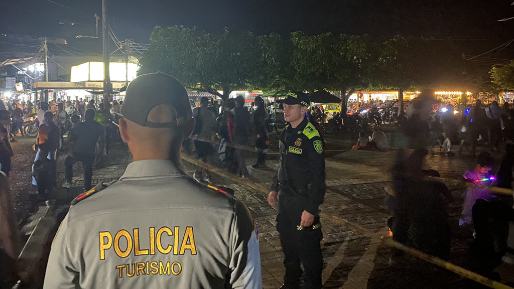 POLICIA DIA DE LOS NIÑOS