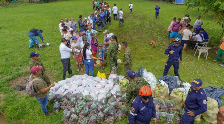 Gobernación del Guaviare entrega ayudas y anuncia brigadas móviles