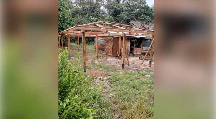 Piden agilizar entrega de tejas en proyecto de vivienda rural en Guaviare